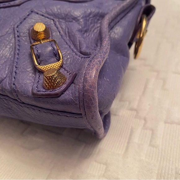 Balenciaga Agneau Giant 12 Gold
Hardware Mini City Ultraviolet - Picture 4 of 8